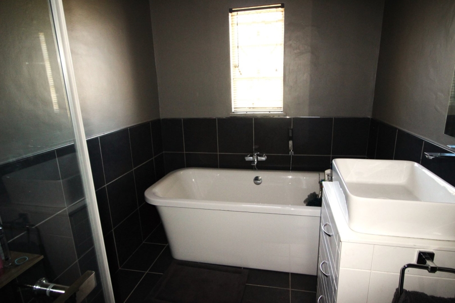 4 Bedroom Property for Sale in Westdene Free State